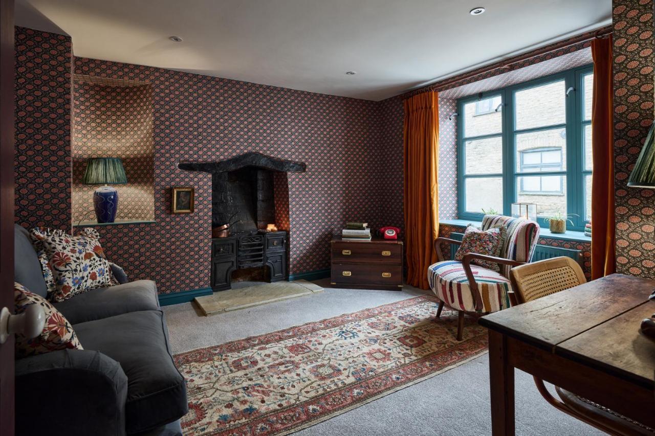 Townhouse Suites- Abbey Row Malmesbury Esterno foto