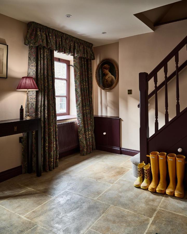Townhouse Suites- Abbey Row Malmesbury Esterno foto