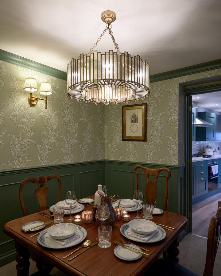 Townhouse Suites- Abbey Row Malmesbury Esterno foto