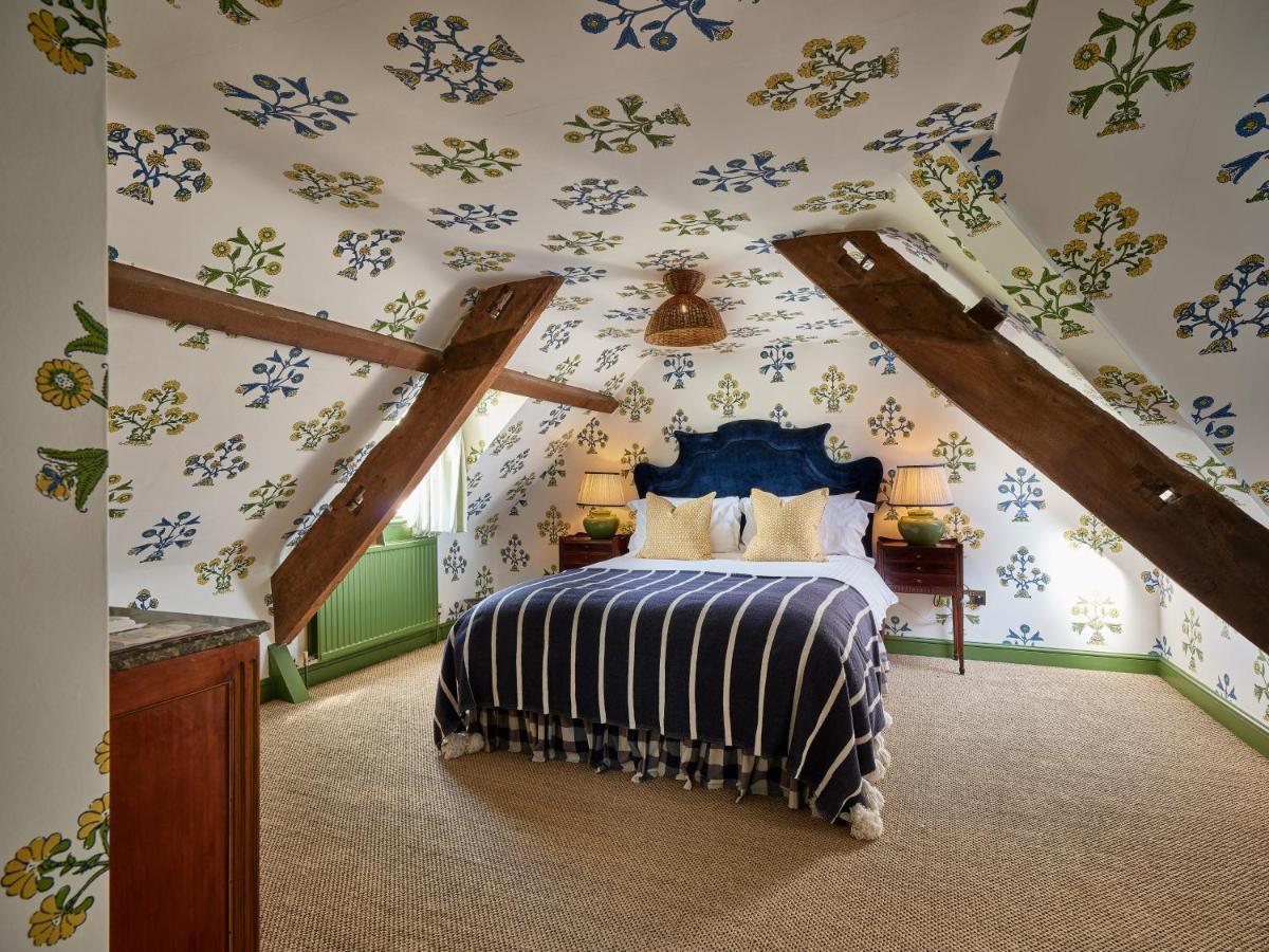 Townhouse Suites- Abbey Row Malmesbury Esterno foto