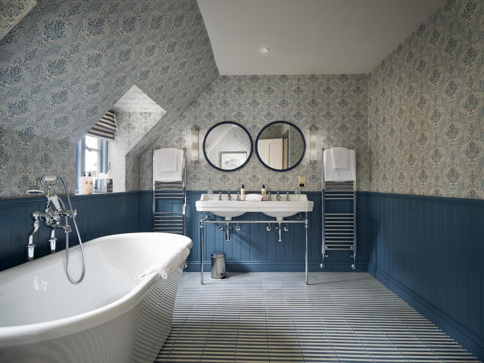 Townhouse Suites- Abbey Row Malmesbury Esterno foto